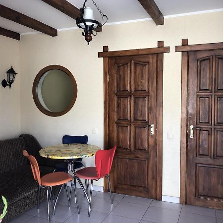 Apartments With Kitchen And Garden Kiew Exterior foto